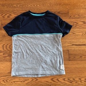 3/$15 - Old Navy tee M (8)